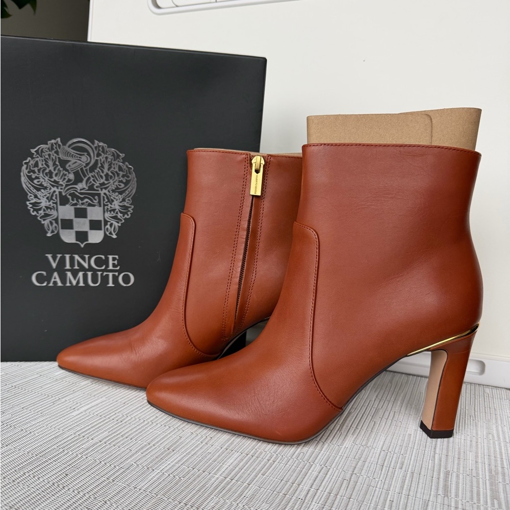 Never Worn Vince Camuto Women's Tan Heeled Booties